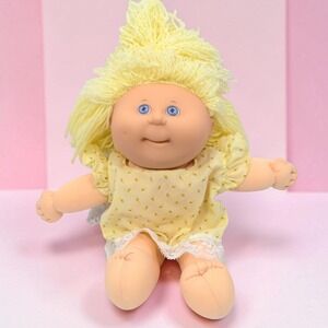 VTG 90s Hasbro Cabbage Patch Kid Doll 1990 1st Ed Blonde Yarn Hair Blue Eyes CPK